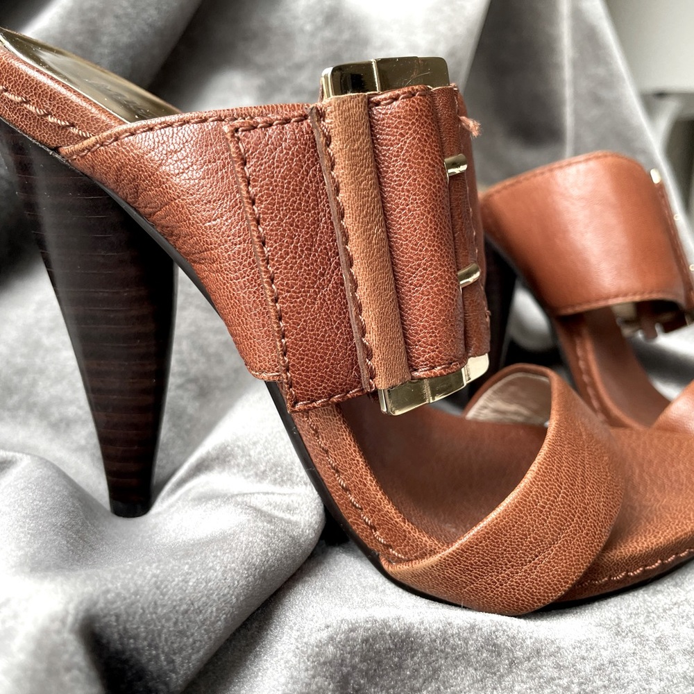 Michael Kors tan leather heal sandals